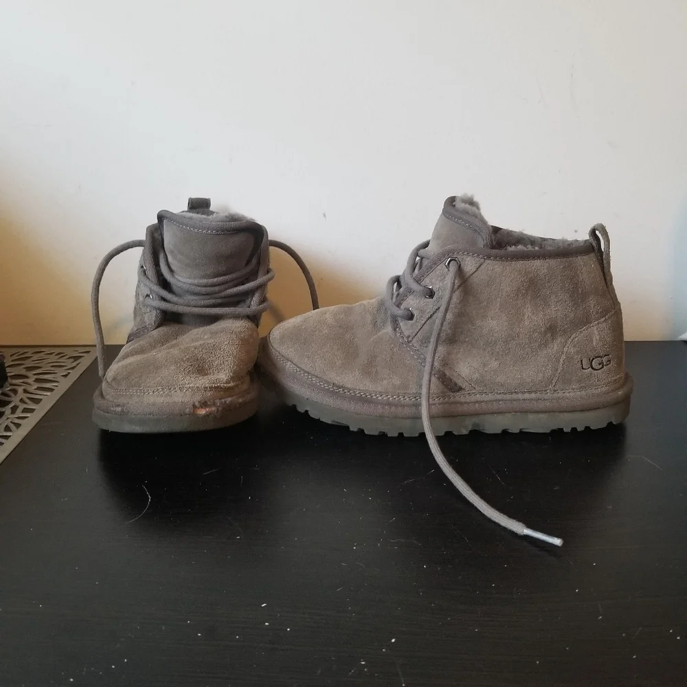 UGG 3236 Men's Neumel Boot - Gray, US 6